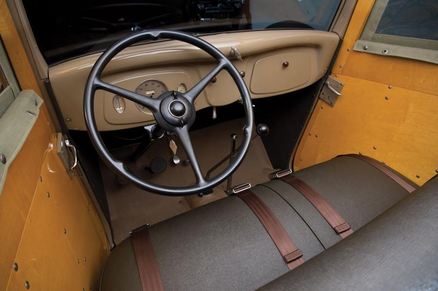 Ford V8 Station Wagon 1934 года  (фото 18 из 18)